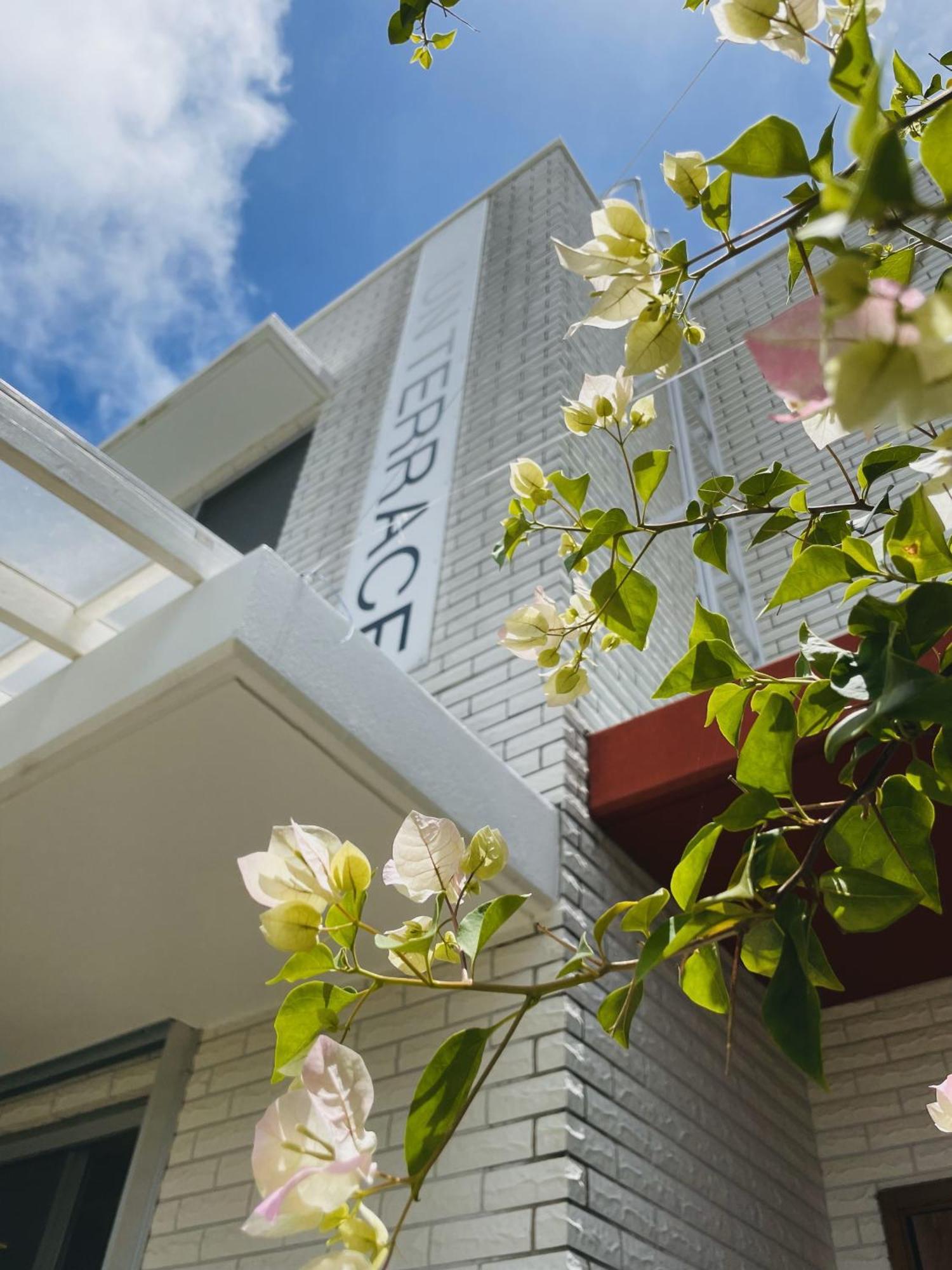 Hostel Sunterrace Ishigaki Ishigaki  Екстериор снимка